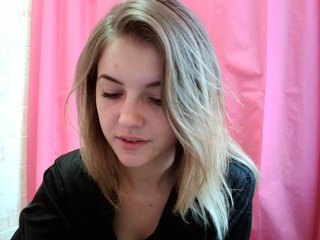 Live sex webcam photo for LouisaXBerry #240606864