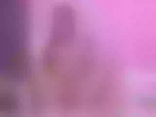 Live sex webcam photo for Sharlotte_e #254306695