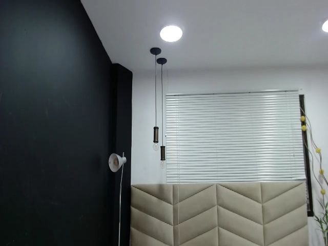 Live sex webcam photo for ShenLong3 #253541799