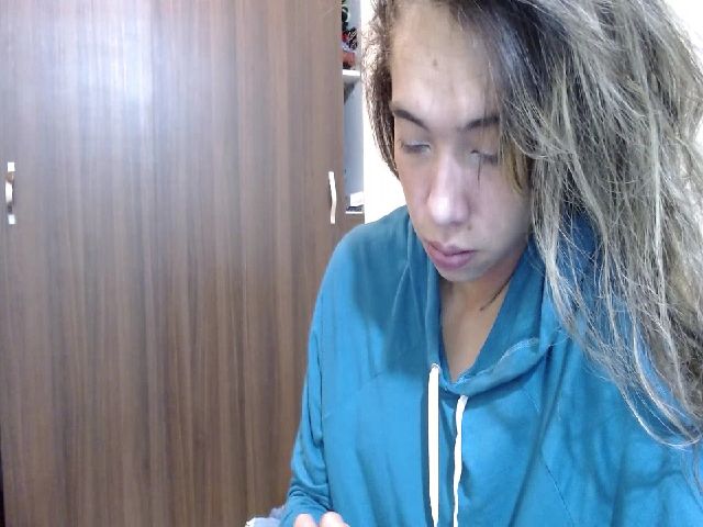 Live sex webcam photo for LaraSmiith_ #264190193