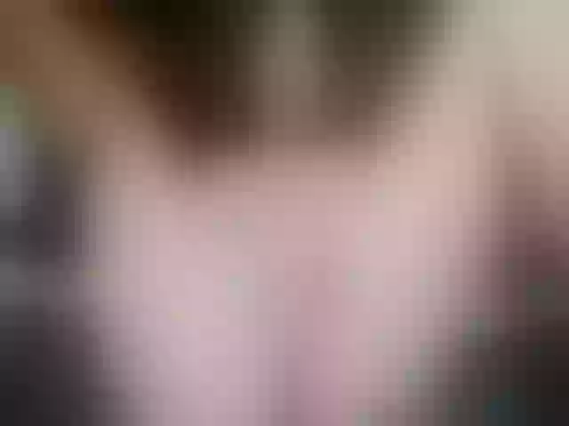 Live sex webcam photo for JenniferLuvv #259911203