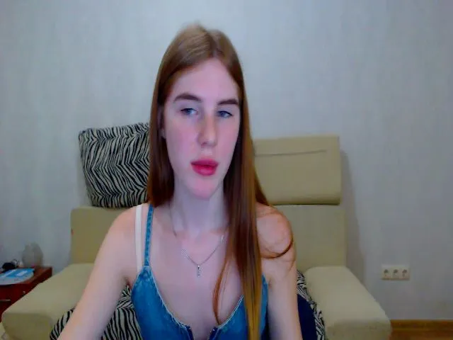 Live sex webcam photo for Vesnyshka #252622181