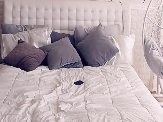 Live sex webcam photo for ChanelColins #253443160