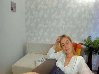 Live sex webcam photo for MissisRexa #251907234