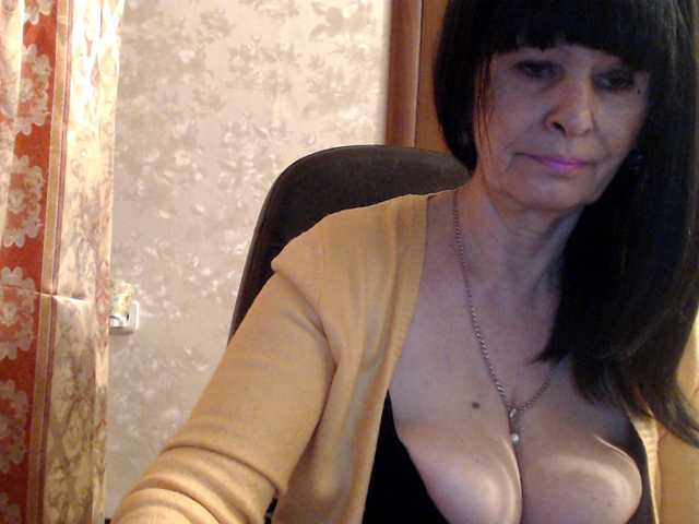 Live sex webcam photo for RubyAngel #241000852