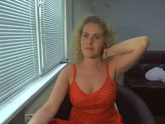 Live sex webcam photo for AnnnaLia #258707648
