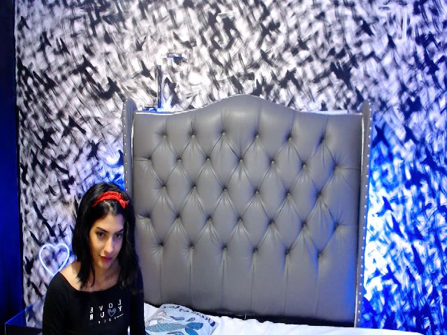 Live sex webcam photo for Brigtstar_ #254668494