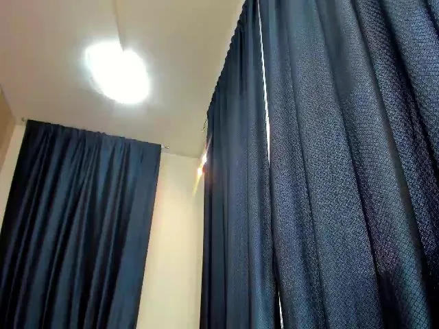 Live sex webcam photo for JessyJ_ #253722415
