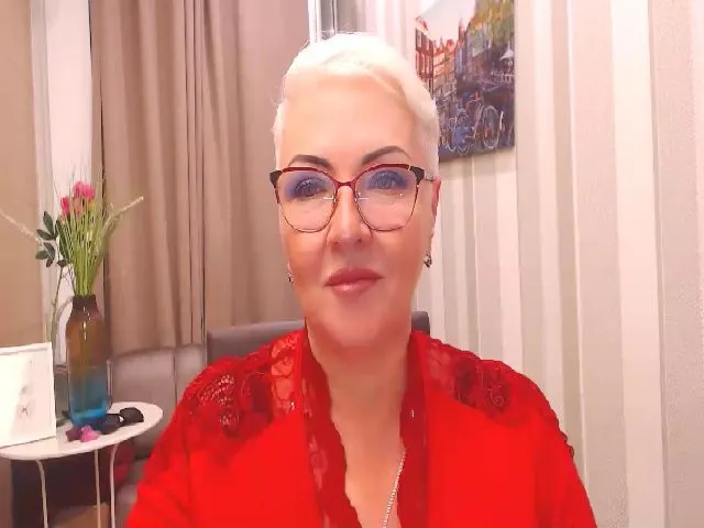 Live sex webcam photo for LadyXAnna #260161176
