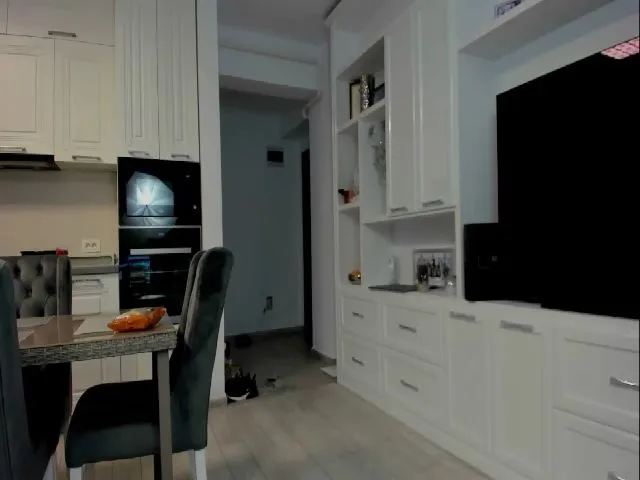 Live sex webcam photo for araseliarambu #260530345