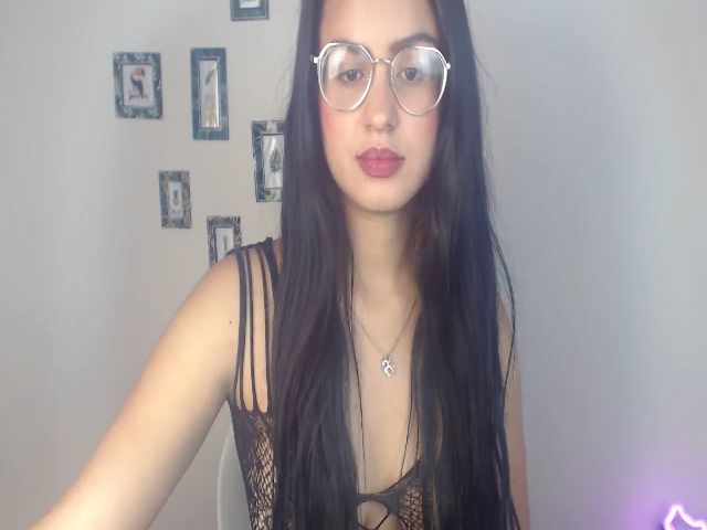 Live sex webcam photo for Selenaburning #256138624