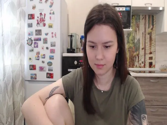 Live sex webcam photo for WonderXGirlXX #261981525