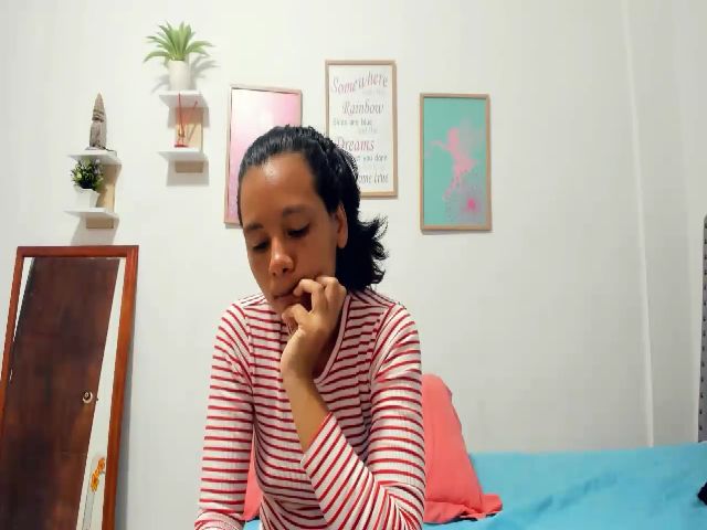 Live sex webcam photo for Ashlylovex #255951155