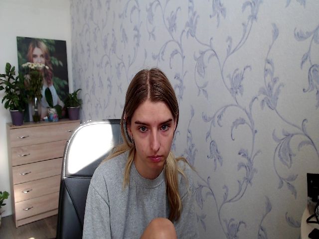 Live sex webcam photo for Springibabby #256183561