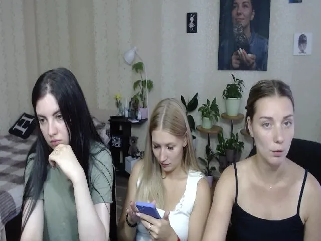 Live sex webcam photo for UrBlack_Kitty #263722431