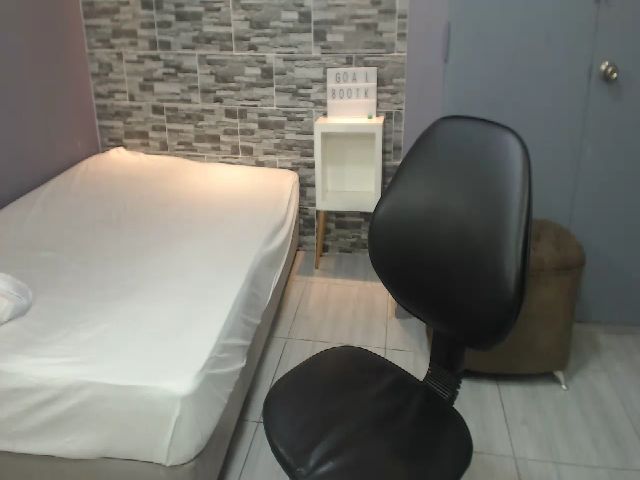 Live sex webcam photo for Saray22xx #253993152