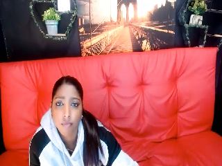 Live sex webcam photo for Indianstarx #251881729