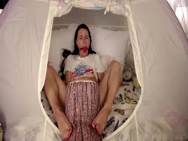 Live sex webcam photo for PiiPsqueak #261124041