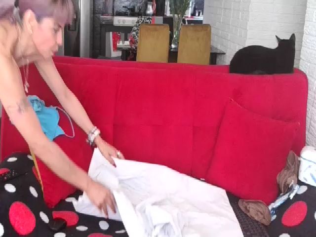 Live sex webcam photo for SOPHI_SOMERS #263339409