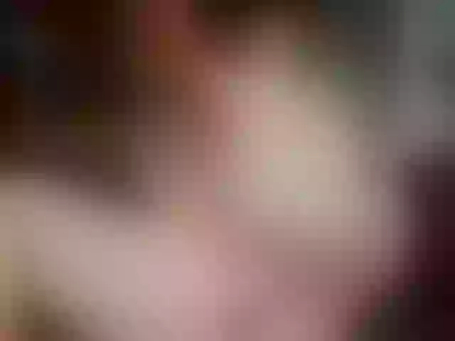 Live sex webcam photo for JenniferLuvv #255603492