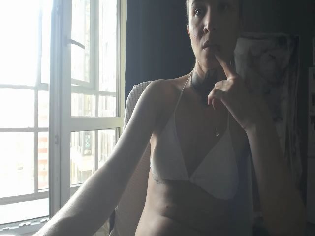 Live sex webcam photo for Angie_Wild #259372447