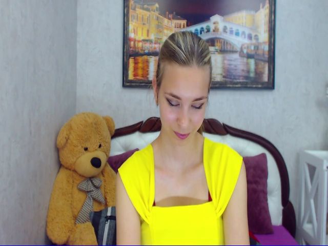 Live sex webcam photo for RossandaShy #256801585