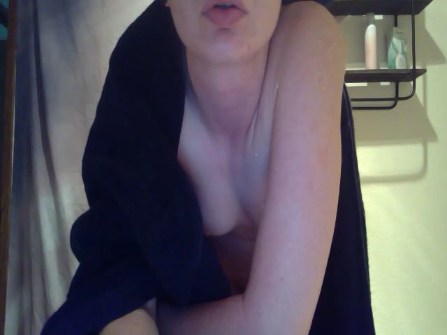 Live sex webcam photo for LilithLucid #261586730