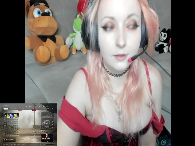 Live sex webcam photo for PrincessBluu #256041468