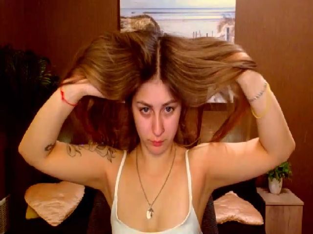 Live sex webcam photo for MsDream_ #256848536