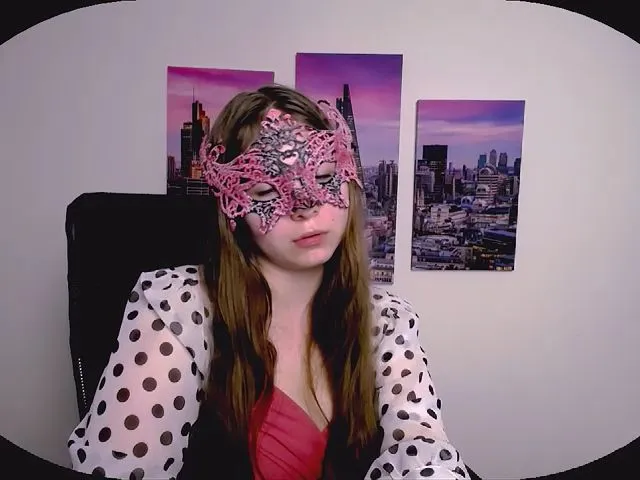 Live sex webcam photo for MollyMey #261614657