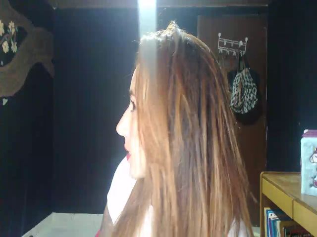 Live sex webcam photo for Scarlet_tatto #255496093