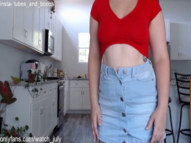 Live sex webcam photo for tubesandboobs #255383235