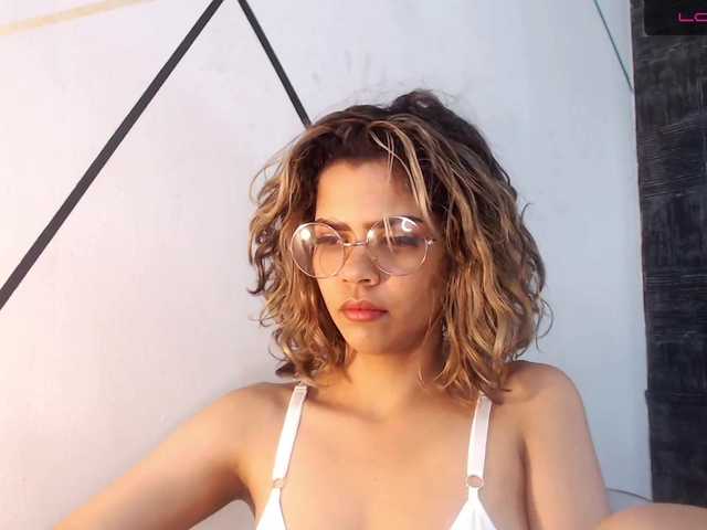 Live sex webcam photo for ximenaxlove #249890287