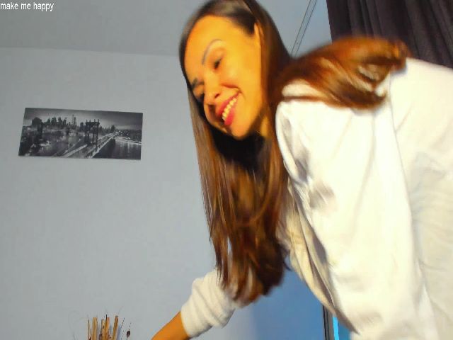 Live sex webcam photo for Roses_dream #254861304