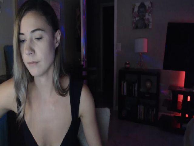 Live sex webcam photo for OhYesCeleste #254434690