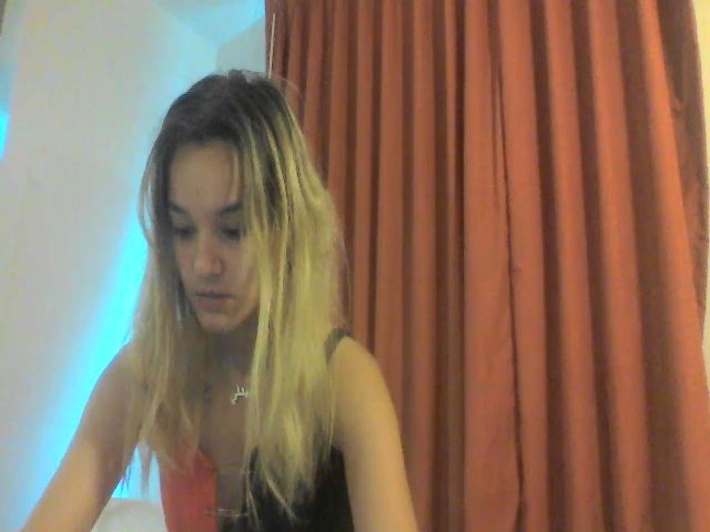 Live sex webcam photo for Qxeen_jasmin #262211178