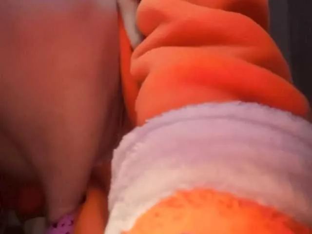 Live sex webcam photo for makskamenskih #241276807