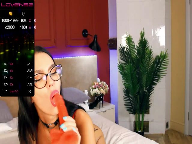 Live sex webcam photo for Jenny__WOW #264740452