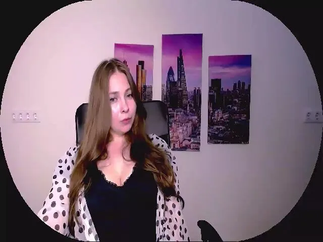 Live sex webcam photo for MollyMey #263274064