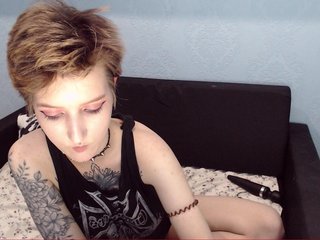 Live sex webcam photo for LynCollinsX #240664800