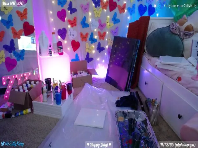 Live sex webcam photo for ZillyKitty #255187801