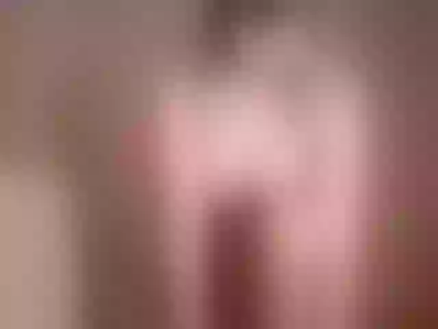 Live sex webcam photo for leeloofire #240952356