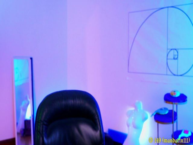 Live sex webcam photo for MinnieMoralia #252291572