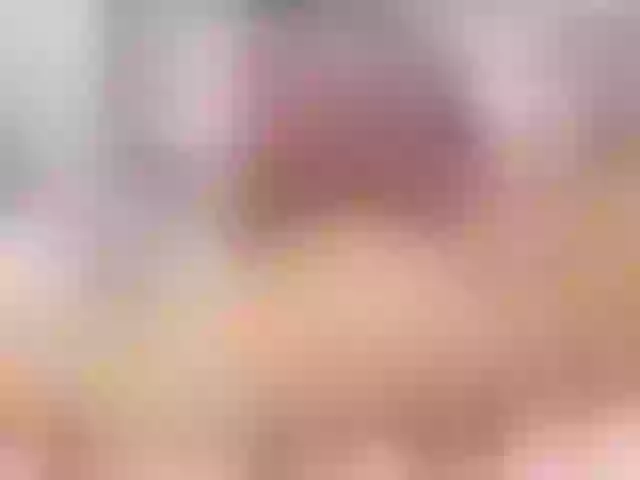 Live sex webcam photo for MackenzieJoe #253853831