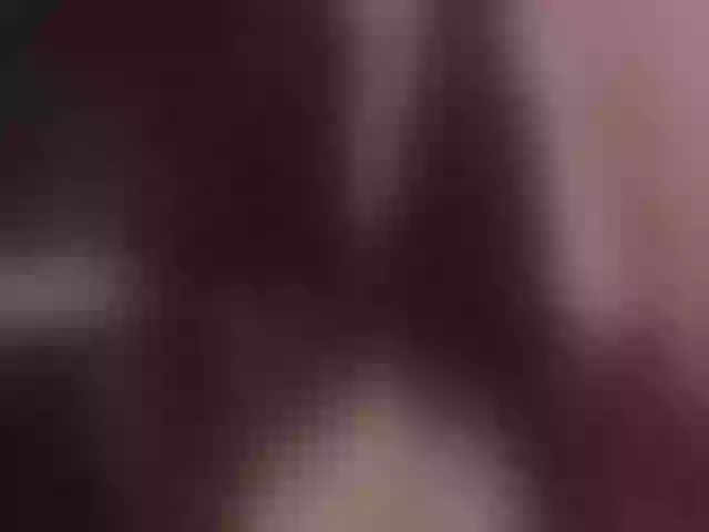 Live sex webcam photo for Miah_Peach #254712086