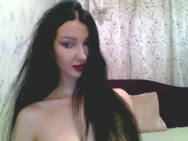 Live sex webcam photo for GirlPlayy #261813149