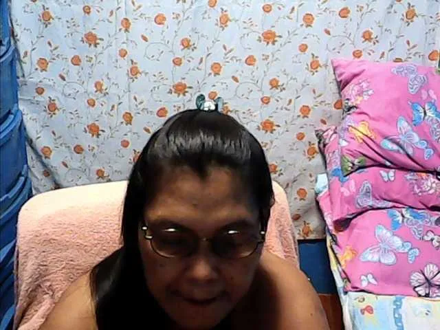 Live sex webcam photo for hOtGranny4u #265507683