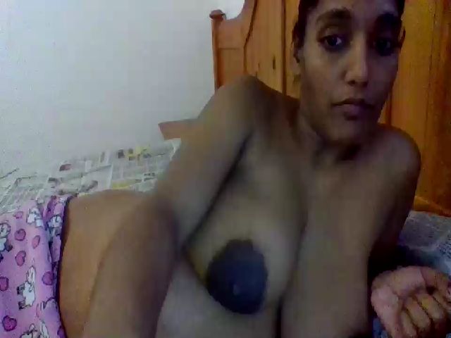 Live sex webcam photo for IndianvixxenX #259309571