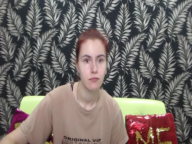 Live sex webcam photo for MollyTravis #261914913