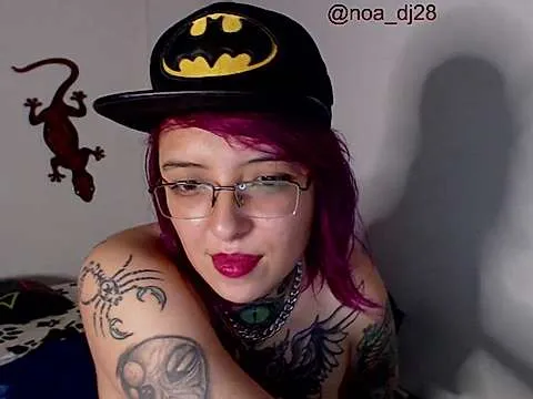 Live sex webcam photo for sweetnoa #244939081